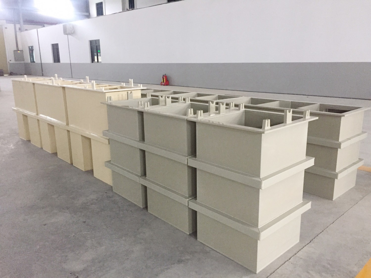 Ứng Dụng Linh Hoạt Của Bể Nhựa PP, PVC Trong Công Nghiệp Hiện Đại
